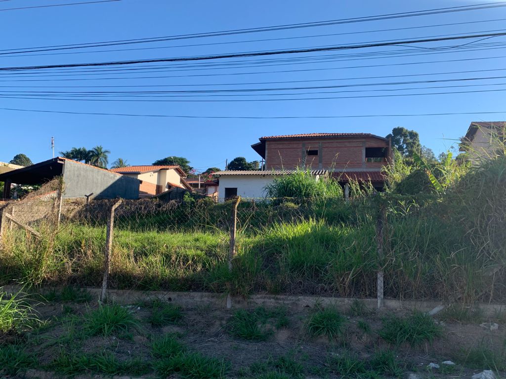 Chacará 304 M² CONSTRUIDOS 1000m² de Terreno